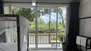 Deluxe Double Room | Desk, WiFi (free), bed sheets - Sapiens Home Weligama bay (Weligama)