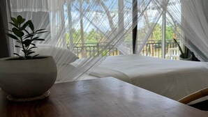 Deluxe Double Room | Desk, WiFi (free), bed sheets - Sapiens Home Weligama bay (Weligama)