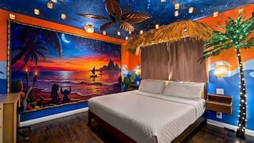 4 bedrooms, desk, iron/ironing board, travel crib