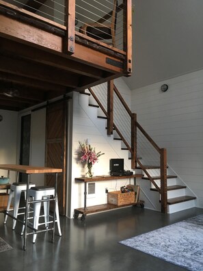 Interior - This light, bright cottage is located in St Johns in Portland (Portland)