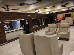 Lobby - Saibaba International Hotel (Rahata)