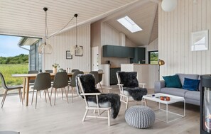 Smart-tv och eldstad