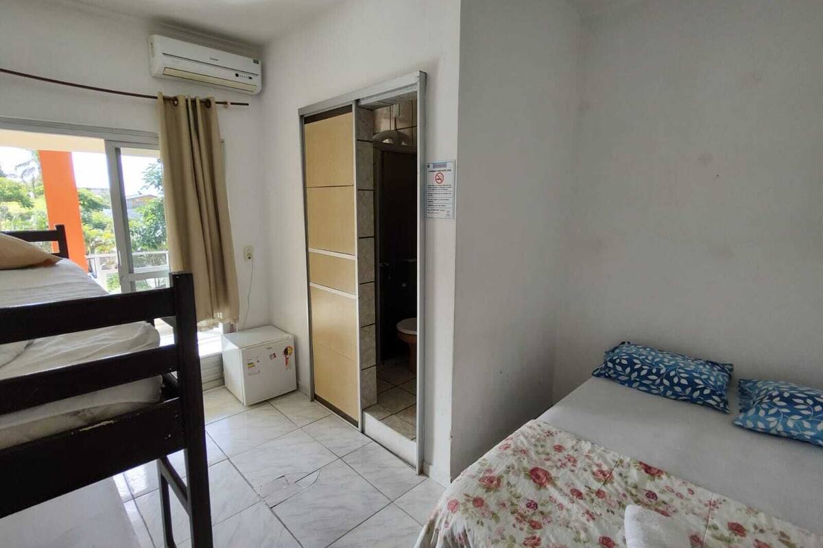 Habitación cuádruple Premium | Minibar, wifi gratis y ropa de cama