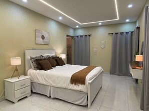 2 chambres, bureau, fer et planche à repasser, Wi-Fi gratuit