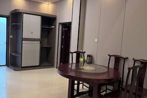 Room - Qingquan Hotel (Guan County)