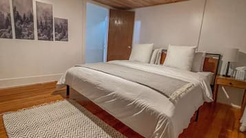 2 bedrooms, WiFi, bed sheets