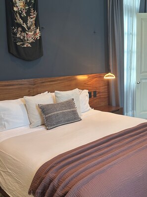 6 bedrooms, in-room safe, desk, iron/ironing board - CASA TUUT the only on Paseo de Montejo with 20m pool & gym! (Mérida)