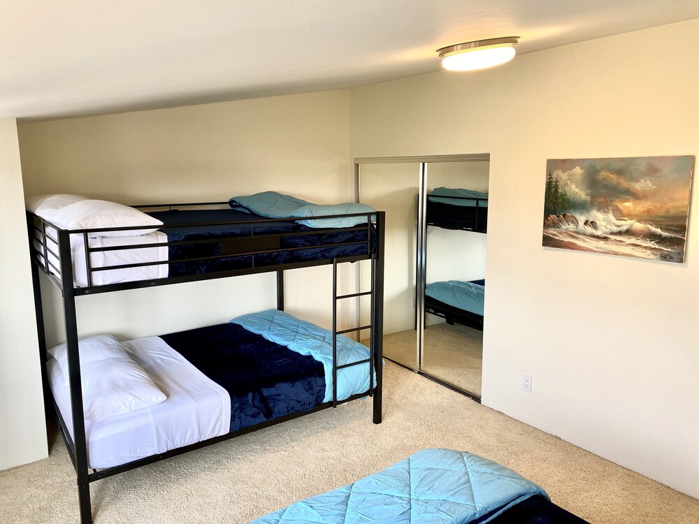 Modern & Cozy Gem Walk to the Beach Queen Beds Carpinteria Vrbo