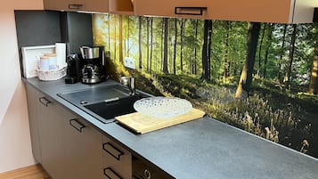 Kühlschrank, Ofen, Herdplatte, Geschirrspüler