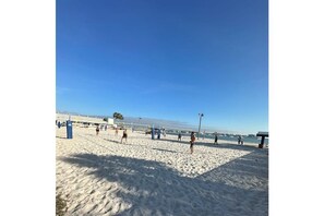 Beach - The perfect Gulfport Fl Getaway! (Gulfport)