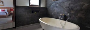 Bathroom - Amazing Stay 1Br In Seminyak (Bali)