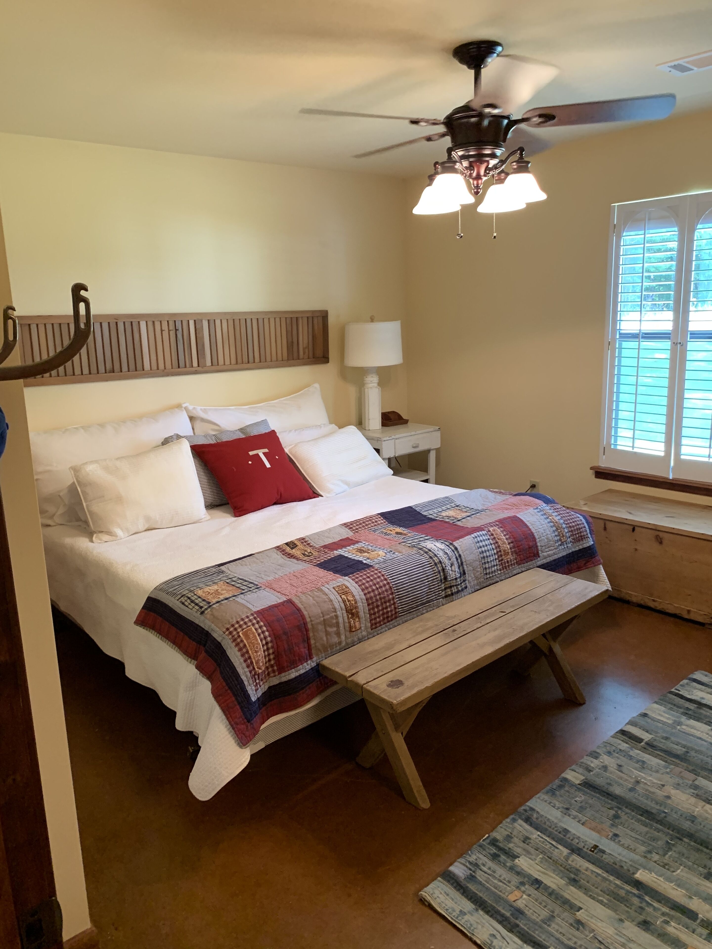 3 soverom og sengetøy