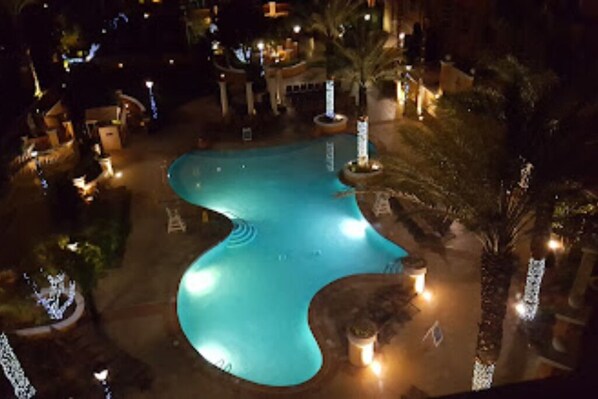 Alberca al aire libre 