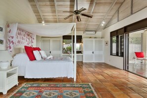 7 bedrooms, iron/ironing board, WiFi, bed sheets