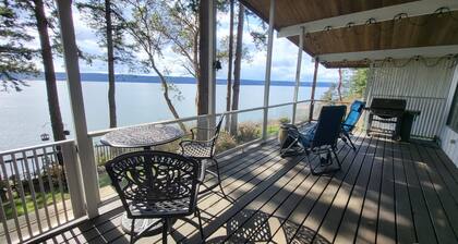 Amazing Views and Whale Watching from Indoors and Outside, with AC!