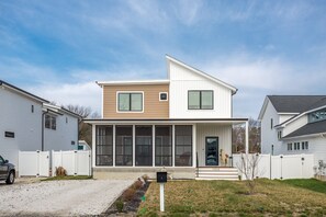 Exterior - Private Pool Rehoboth Beach Home Sleeps 9 w/ Parking (Rehoboth Beach)