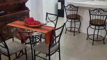 Family Villa | In-room dining