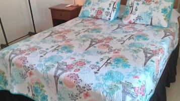 Egyptian cotton sheets, premium bedding, Select Comfort beds