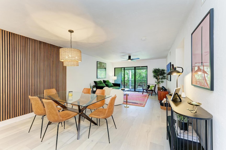 Resort Condo W/ Pool & Beach - Longboat Key, FL