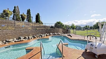 Indoor pool, outdoor pool