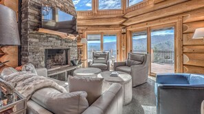 TV, fireplace, video games, table tennis