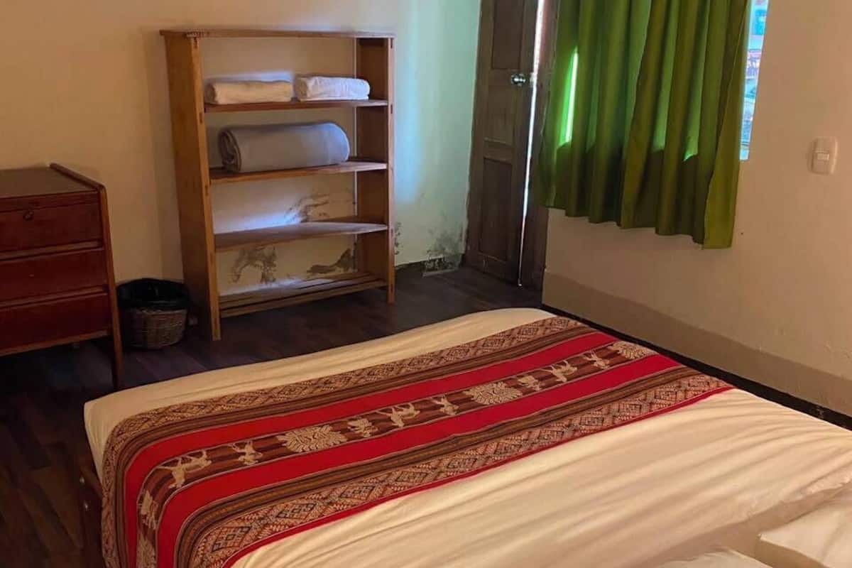 Classic-Doppelzimmer, 1 Queen-Bett, Gemeinschaftsbad