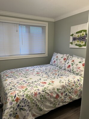 2 chambres, fer et planche à repasser, Wi-Fi, literie fournie