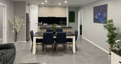 Downtown House in the heart of Shepparton