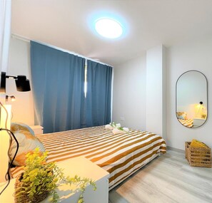 2 bedrooms, iron/ironing board, Internet, bed sheets