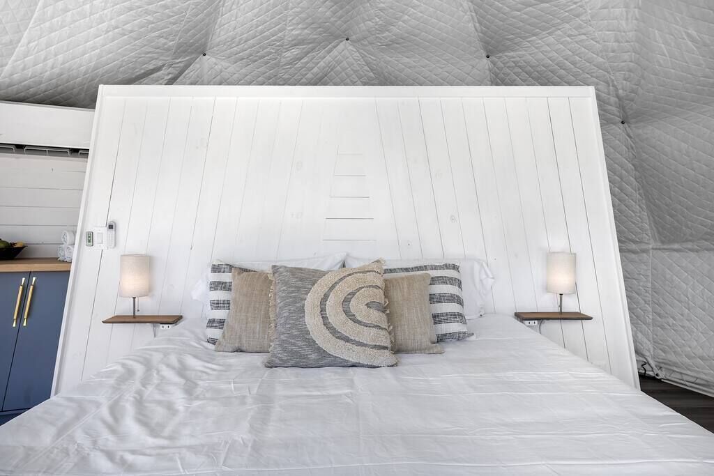 1 chambre, fer et planche à repasser, Wi-Fi, literie fournie