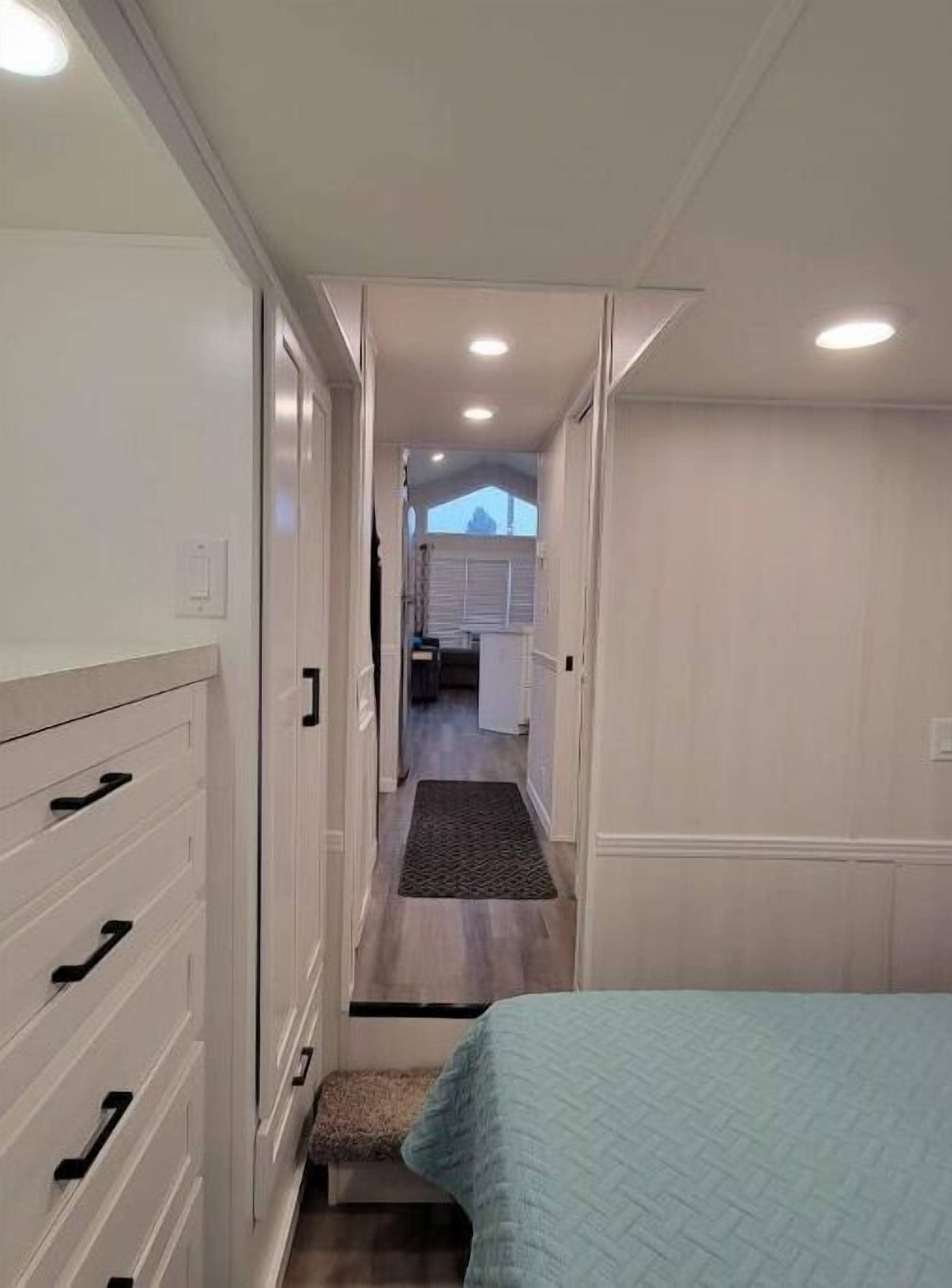 2 bedrooms, bed sheets