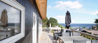 Beautifully situated summer house with.