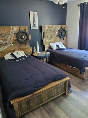 4 bedrooms, WiFi, bed sheets