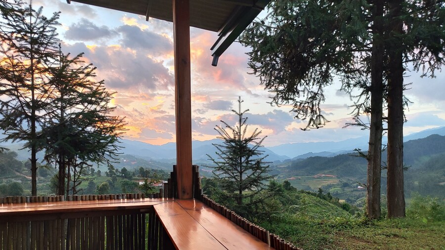 Hmong's Life Homestay & Trekking