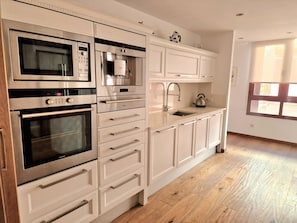 Fridge, microwave, oven, dishwasher