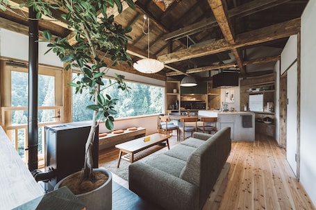 1 bedroom, free minibar, in-room safe, individually decorated