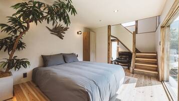 1 kamar tidur, minibar gratis, brankas, dan didekorasi berbeda-beda