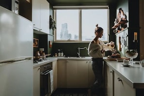 Fridge, microwave, oven, stovetop