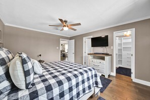 2 Schlafzimmer, Bügeleisen/Bügelbrett, kostenloses WLAN, Bettwäsche