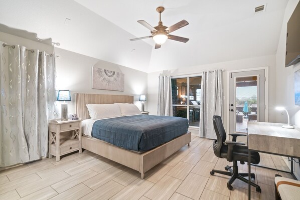 5 bedrooms, iron/ironing board, free WiFi, bed sheets