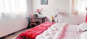 Free WiFi, bed sheets