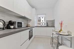 Comfort Suite | In-room dining