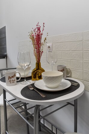 Comfort Suite | In-room dining - Toia Studio (Brasov)