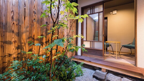 Ảnh chưa phân loại, 1 trong số 48 ảnh, nút
