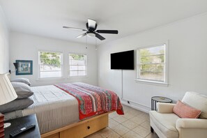 2 Schlafzimmer, Bügeleisen/Bügelbrett, WLAN, Bettwäsche
