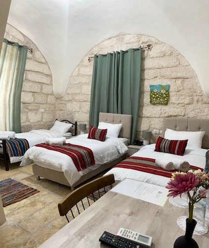 Ma'an lil-Hayat Boutique Hotel 