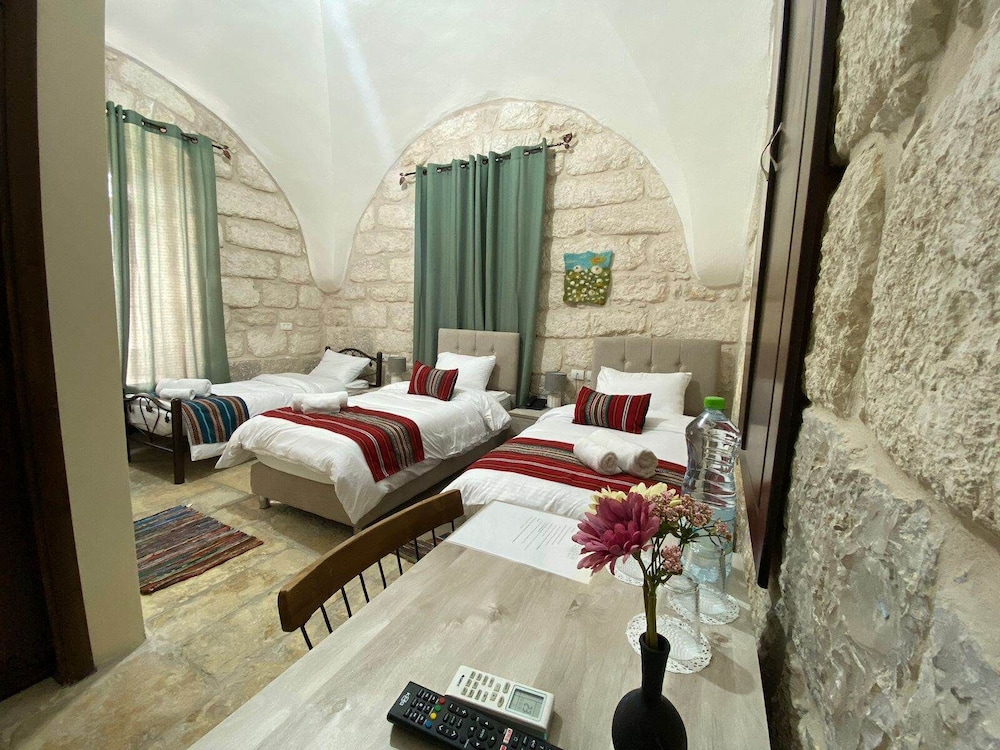 3 Star Hotels