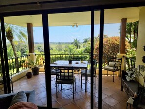 Outdoor dining - Mediterranean Village Sol y Mar (Esterillos Este)