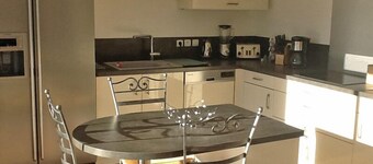 Le Temps qui Passe - Colleville