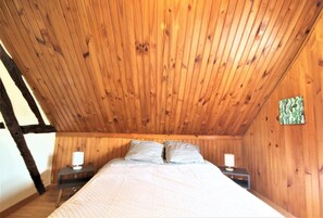 3 bedrooms, travel cot, free WiFi